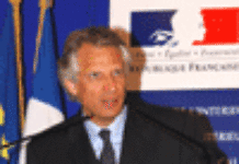 Immigration clandestine en France : de Villepin se veut plus ferme