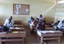 La suppression des frais de scolarité relance les inscriptions en Afrique