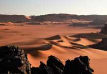 Le tassili n’Ajjer, massif montagneux du Sahara algérien