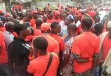 Bénin : une marée rouge pour dire non à la révision de la Constitution