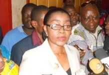 Rose Christiane Ossouka Raponda, élue maire de Libreville