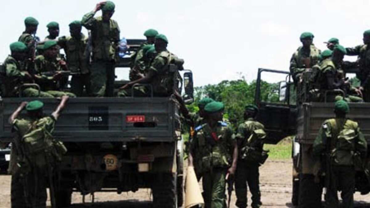 RDC : Les Combats Font Toujours Rage Entre L'armée Et Les Rebelles ...