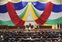 Forum de Bangui : séléka et anti-balaka signent un accord de désarmement