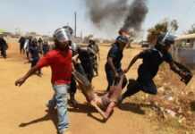 Zambie, Violences xénophobes : deux personnes brûlées vives