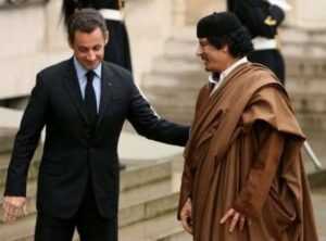 Sarkozy et Kadhafi