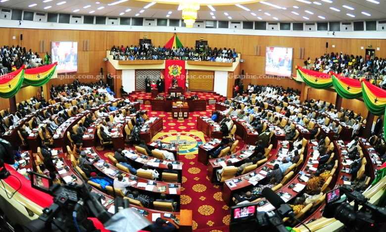 Ghana : les députés et l'ensemble du personnel parlementaire testés au Covid-19