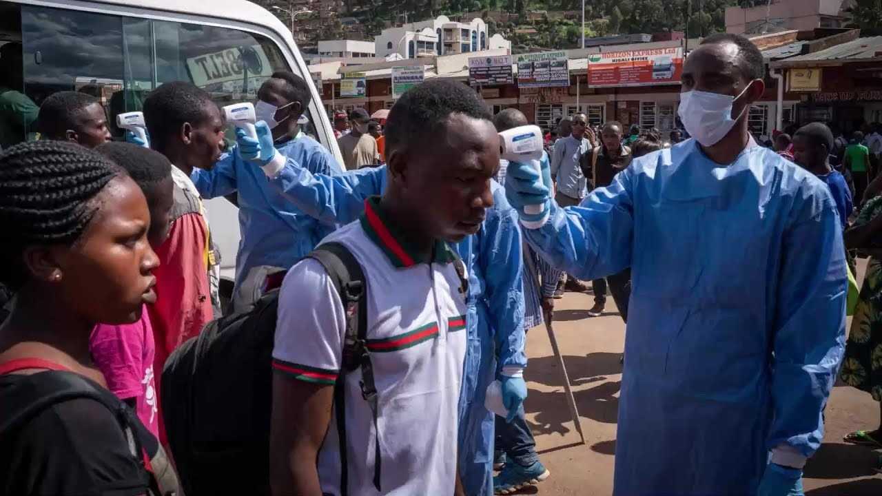 Rwanda : une amende de 10 dollars pour le non-respect du port de masque