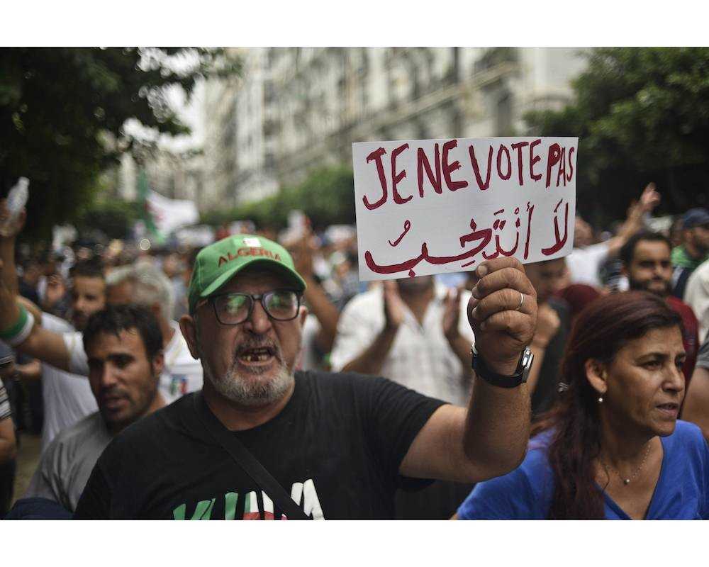 En Algérie, le référendum sur la révision constitutionnelle ne fait pas mouche ! 
