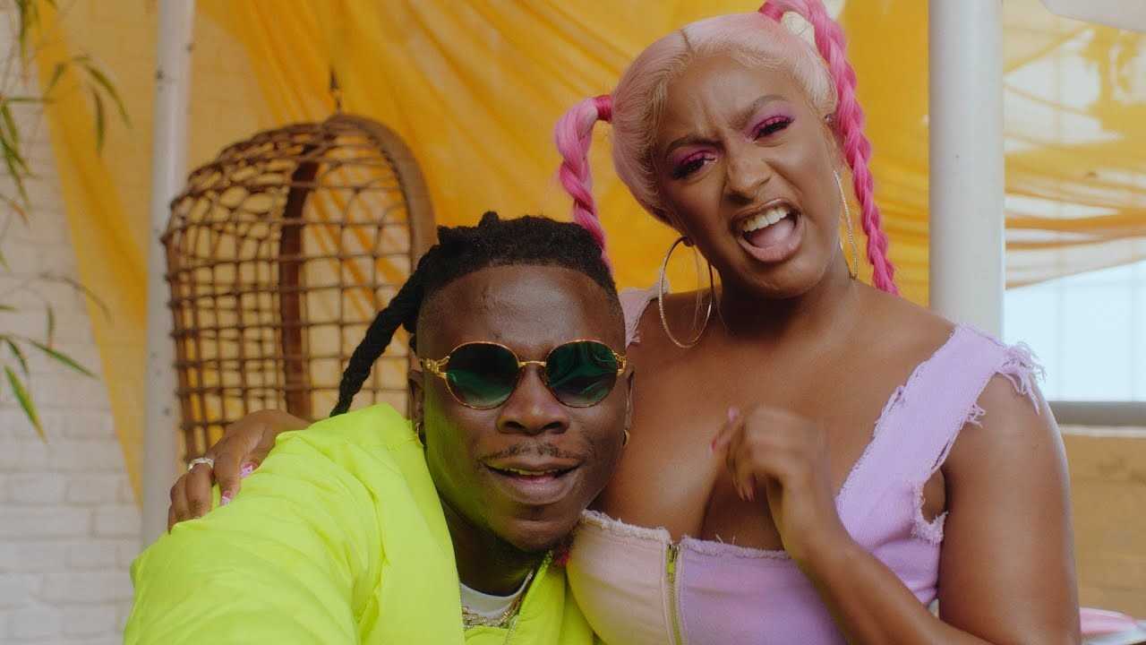 DJ Cuppy et Stonebwoy publient la vidéo officielle de « Karma »