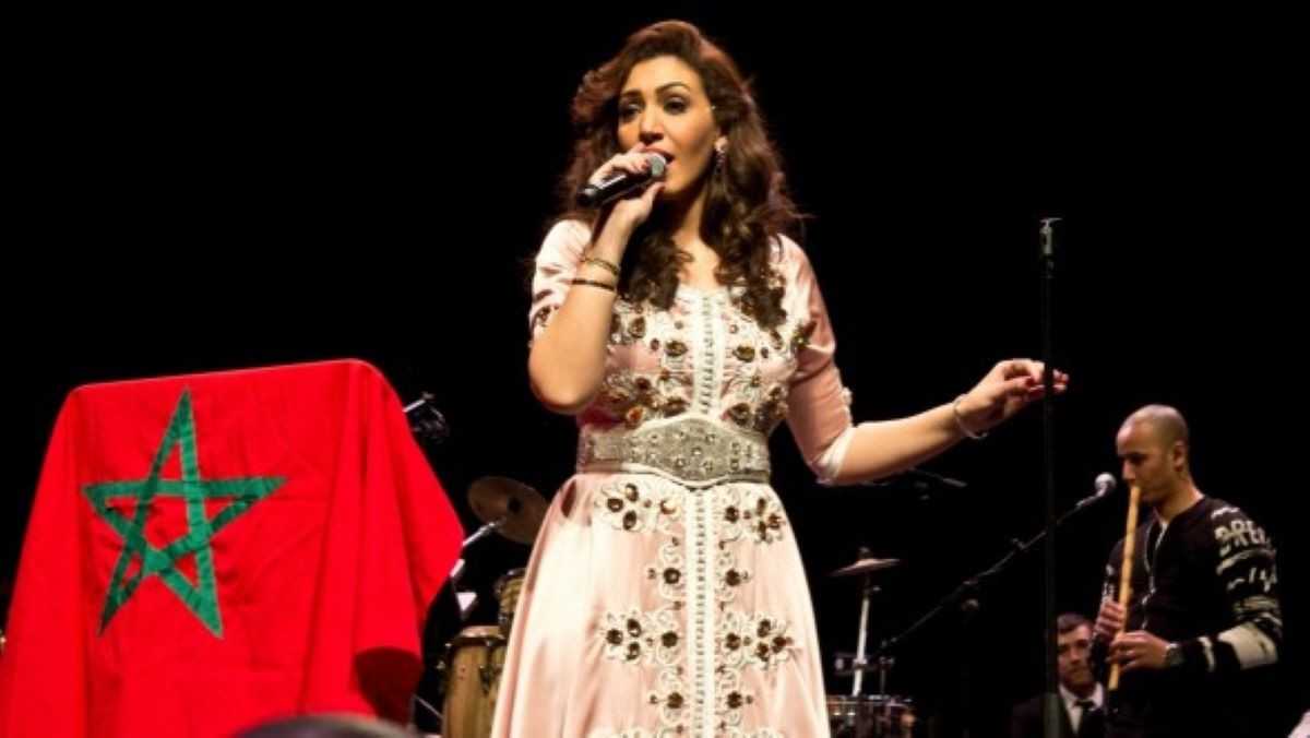 Maroc : la chanteuse Asmaa Lamnawar adhère au Raja de Casablanca