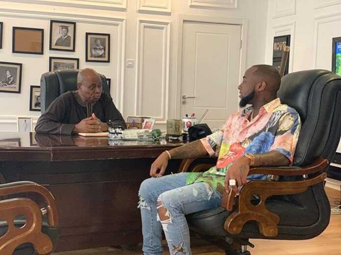 Davido Rejoint Le Pacific Holding Limited De Son Père