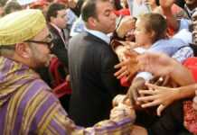 Bain de foule pour Mohammed VI