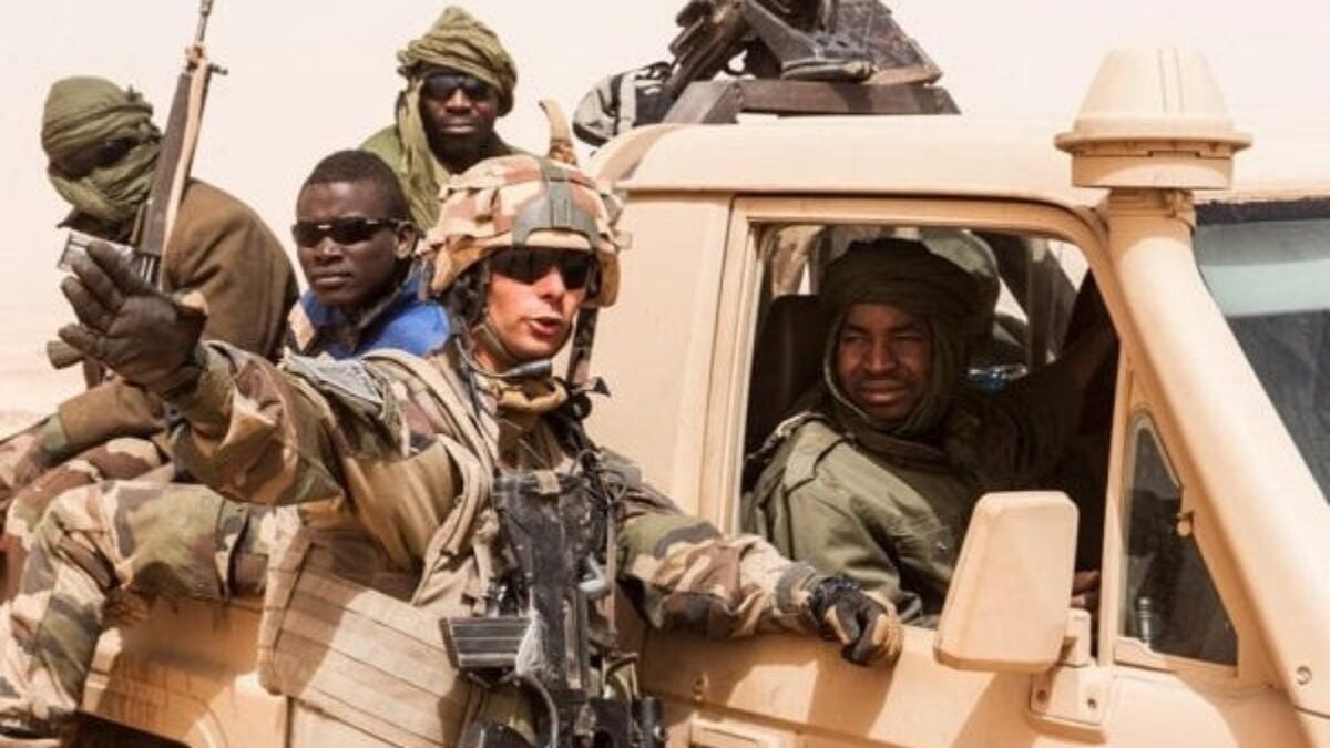 Expulsées Du Niger, Les Troupes Françaises Vont Transiter Par Le Tchad