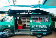 Kitabus-bibliothèque-mobile-transforme-Bukavu