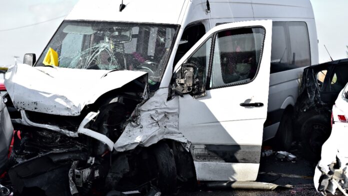 Afrique du Sud : 13 morts dans un accident de minibus scolaire