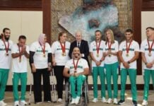 Abdelmadjid Tebboune et les athlètes Paralympiques de Paris 2024