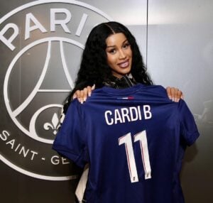 Cardi B et son maillot du PSG