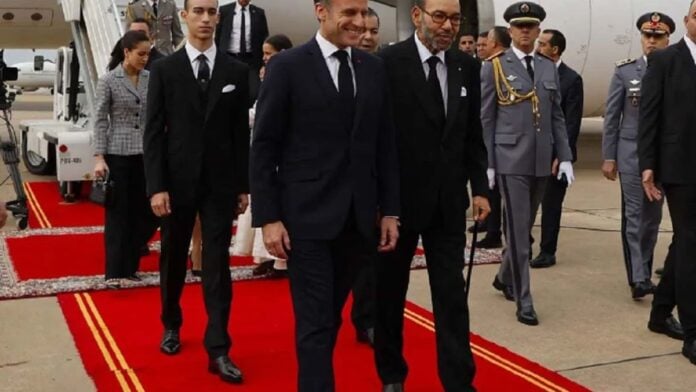 Emmanuel Macron et Mohammed VI suivis du Prince Mouley Hassan