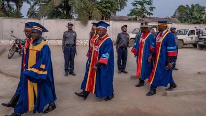 Professeurs de l'Université de Bokungu en RDC